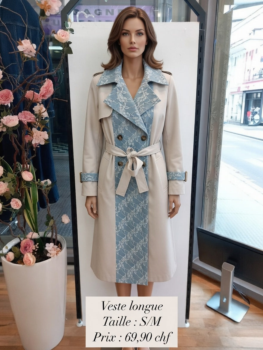69,90 chf - Taille S/M - Veste trench longue beige doublure dentelle bleue !