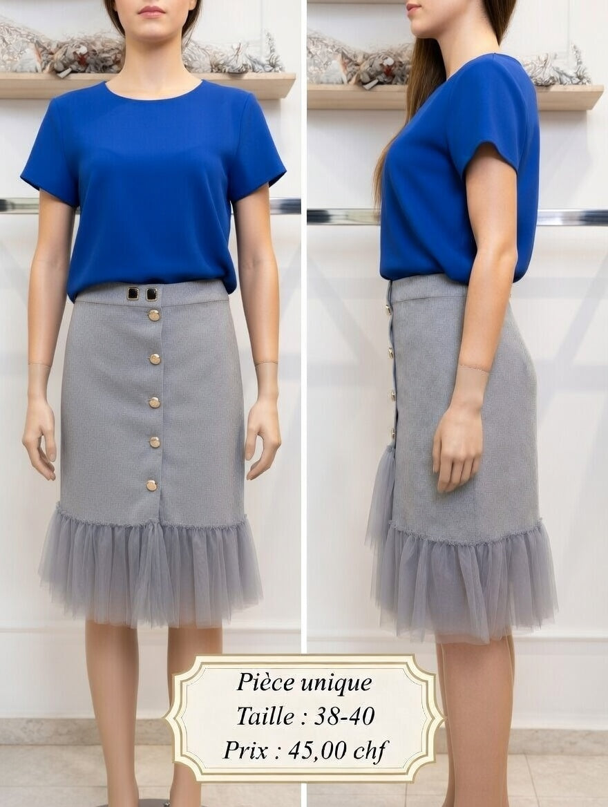 45,00 chf - Taille 38-40 - Jupe Originale en Tricot Gris avec Volant en Tulle !