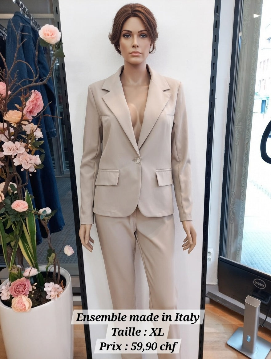 59,90 chf - Tailleur pantalon beige Italien XL – Élégance pro à prix canon !