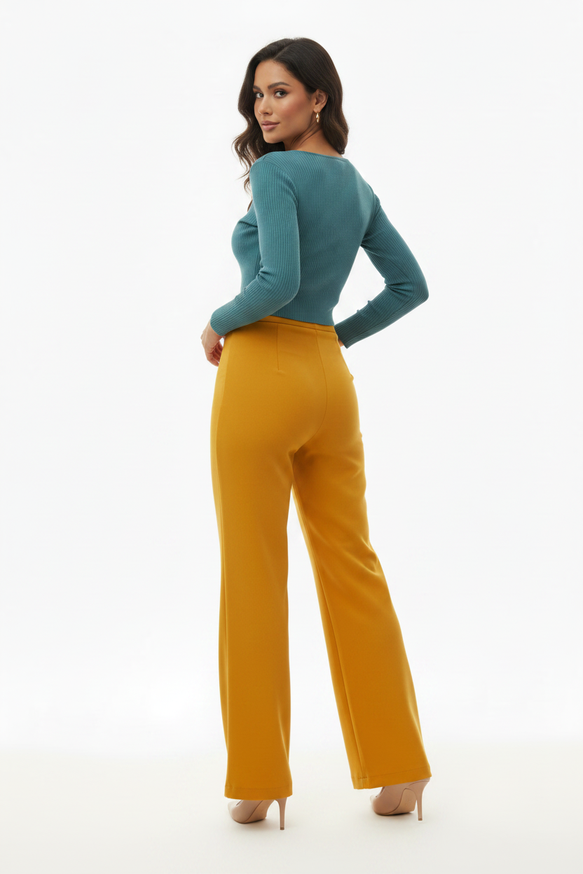 Top crop rose 3D vert canard Vinceotto vue 3/4 dos Modèle B pantalon moutarde fond blanc