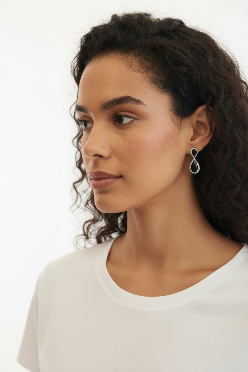 Boucles d'oreilles pendantes noires cristal
