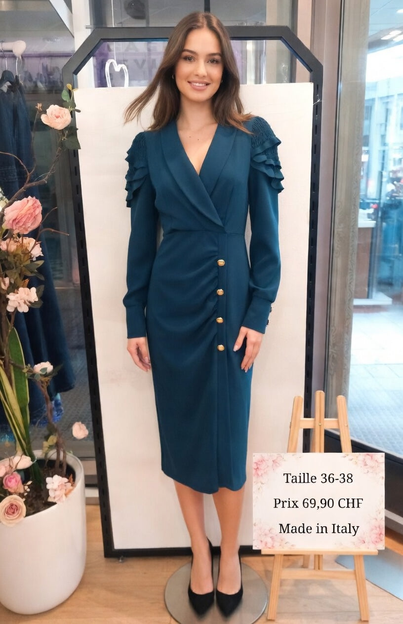 69,90 chf - Taille 36-38 - Magnifique robe droite made in Italy, couleur turquoise profond ultra flatteuse ! 💙