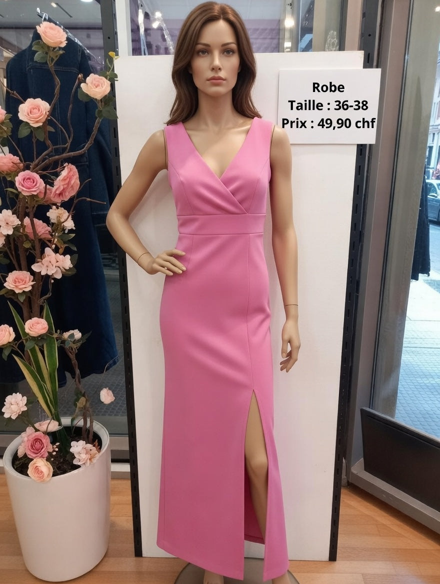 49,90 chf - Taille 36-38 - Robe Rose Glamour avec Fente Latérale – Élégante et Abordable