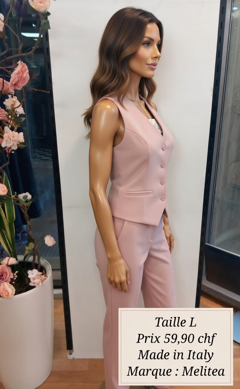 59 90 chf - Taille L - Ensemble élégance italienne en rose poudré ! Ensemble gilet + pantalon Melitea !