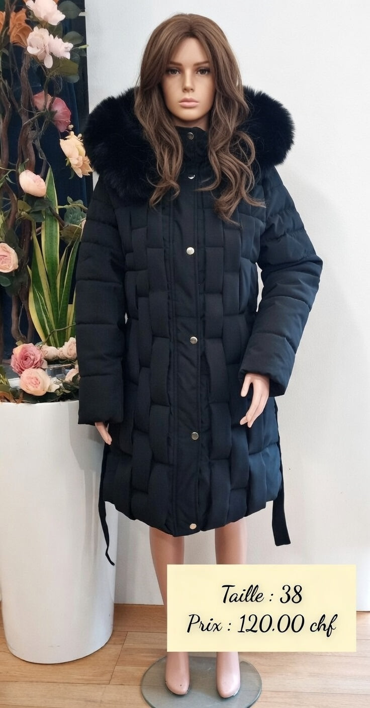 120,00 chf - Taille 38-40 - Doudoune idéale pour un hiver au chaud !