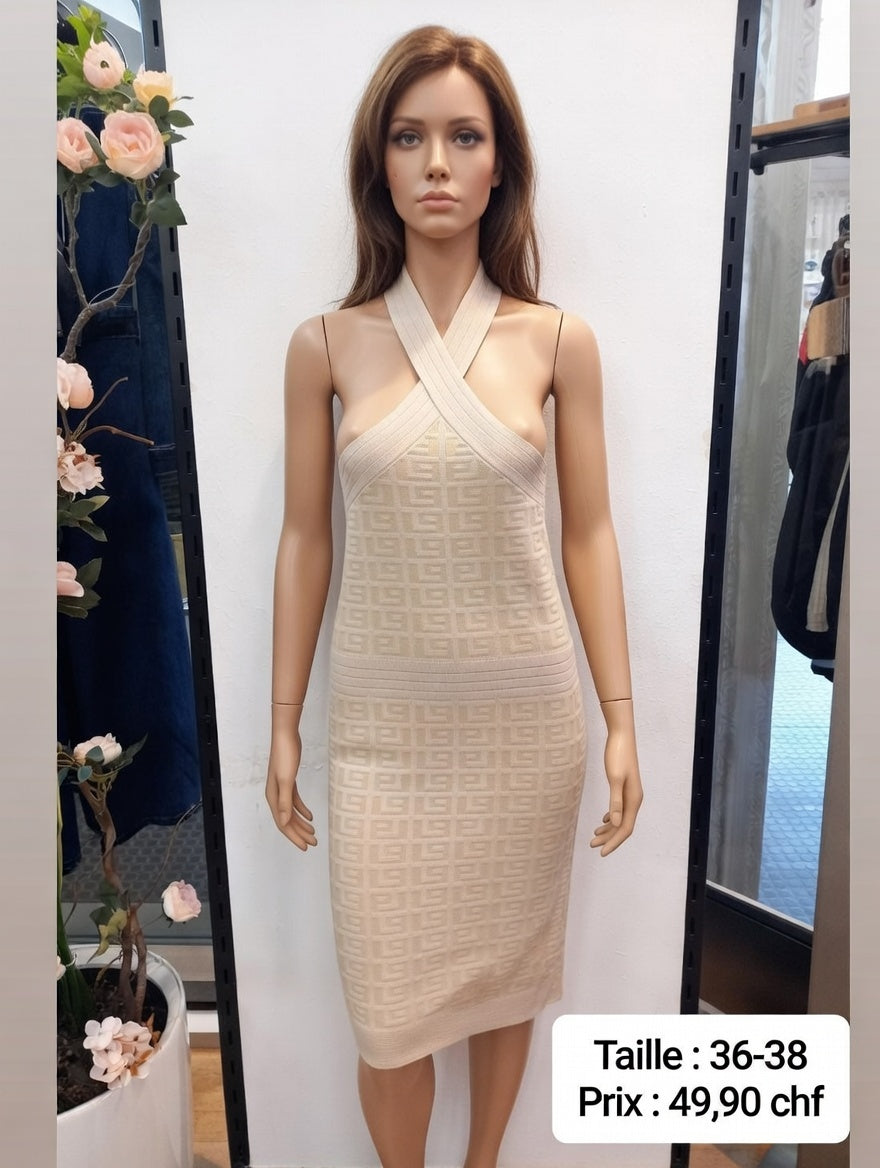 49,90 chf - Taille 36-38- Robe Beige Élégante -