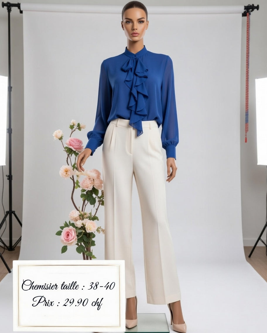 29,90 chf - Taille 38-40 - Chemisier Bleu Nuit Volants – Raffinement Intemporel – Luxe Discret & Sensuel